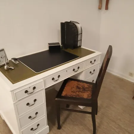 Oberkassel Garden Apartment